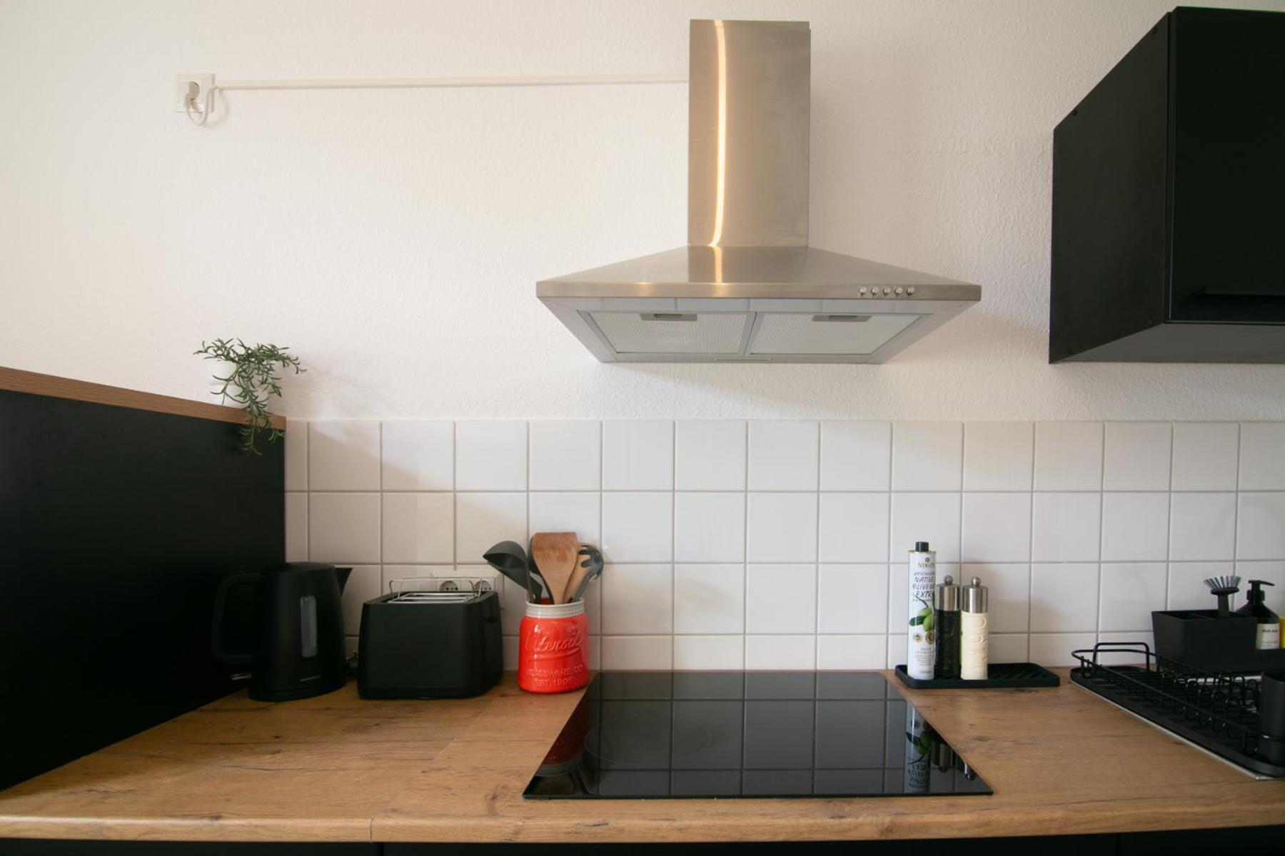 2 Zimmer, Bett Und Schlafsofa, Balkon, Waschmaschine L Leipzig Exterior foto
