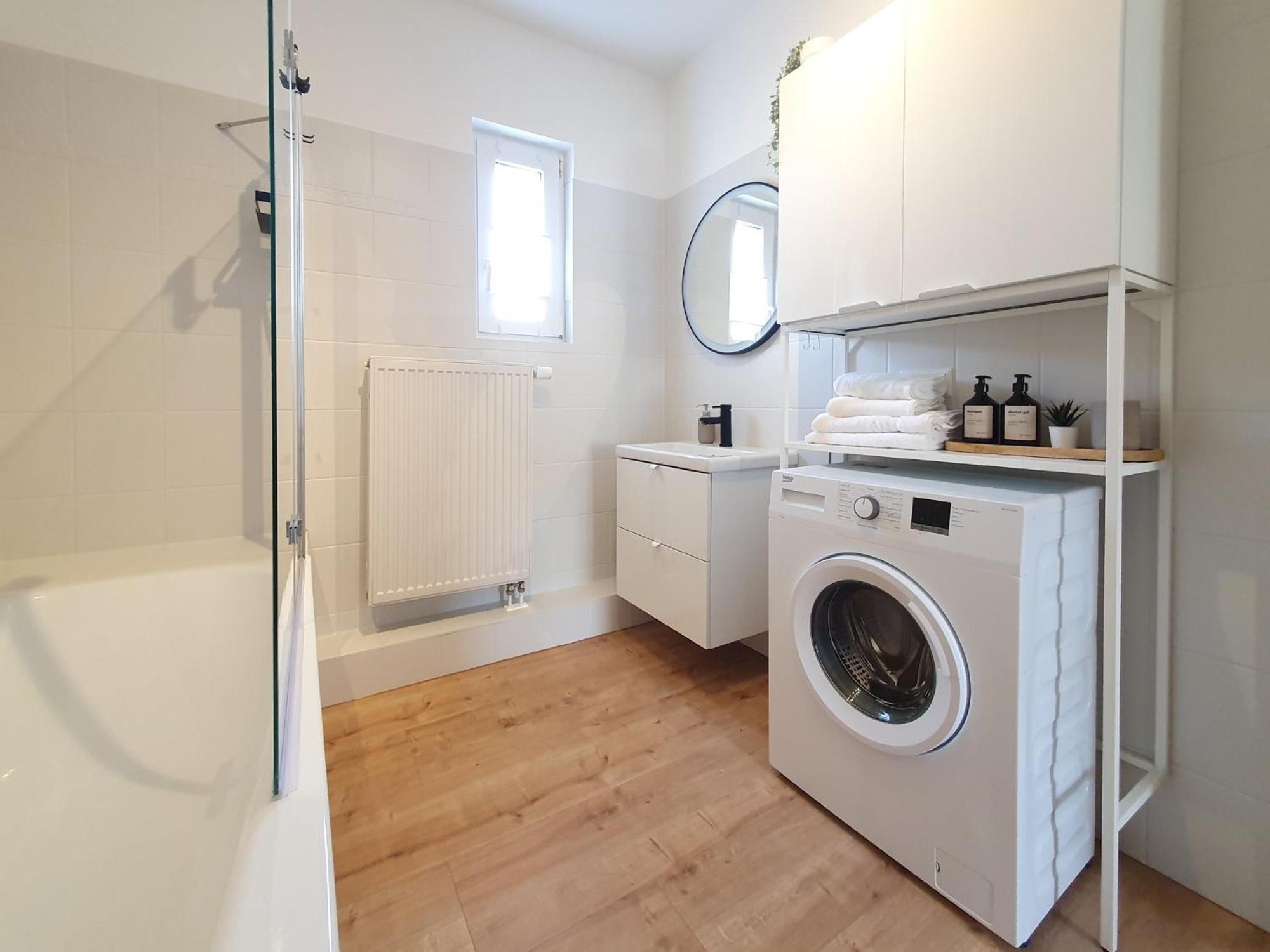 2 Zimmer, Bett Und Schlafsofa, Balkon, Waschmaschine L Leipzig Exterior foto